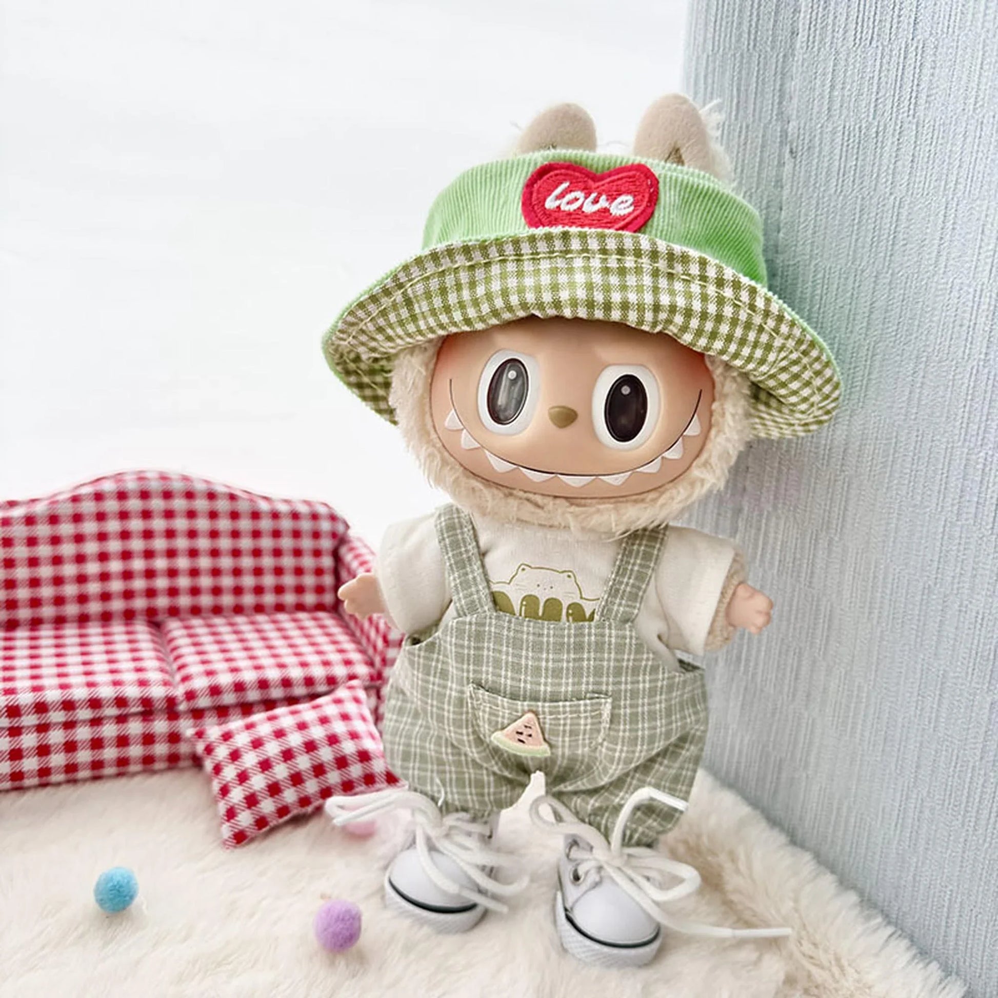 Au White Shirt & Overalls Set + Green Heart Cap + White Canvas Shoes